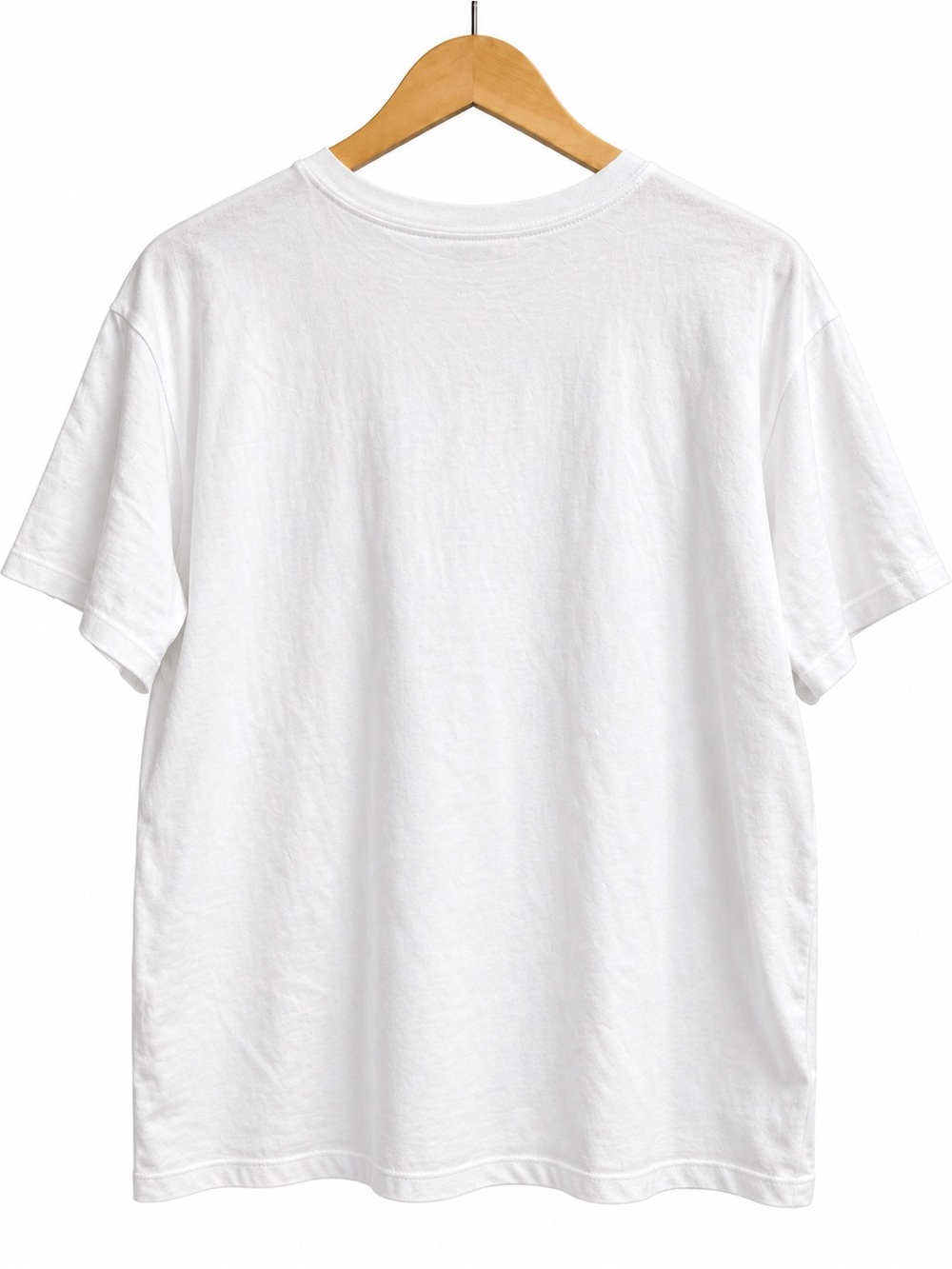 A77.Universal Thread Aperitivo Graphic T-Shirt White Red Women’s Medium - Picture 3 of 5